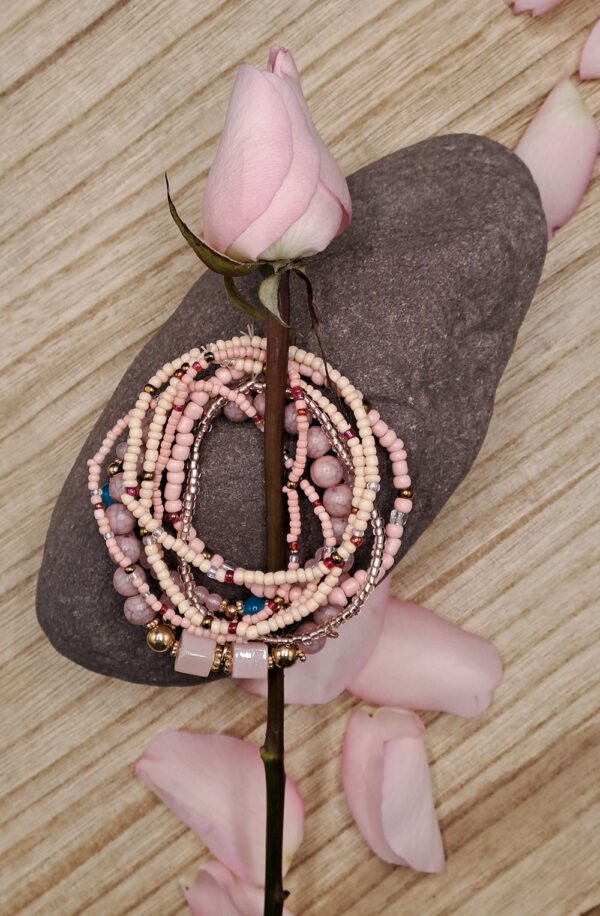 Beaded Bracelet Set Lilac - Image 3