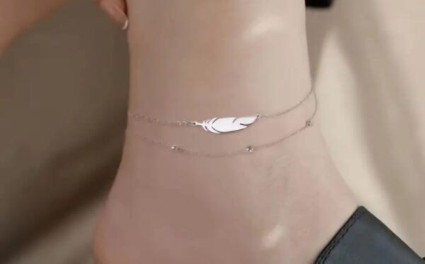 Leaflet Silver